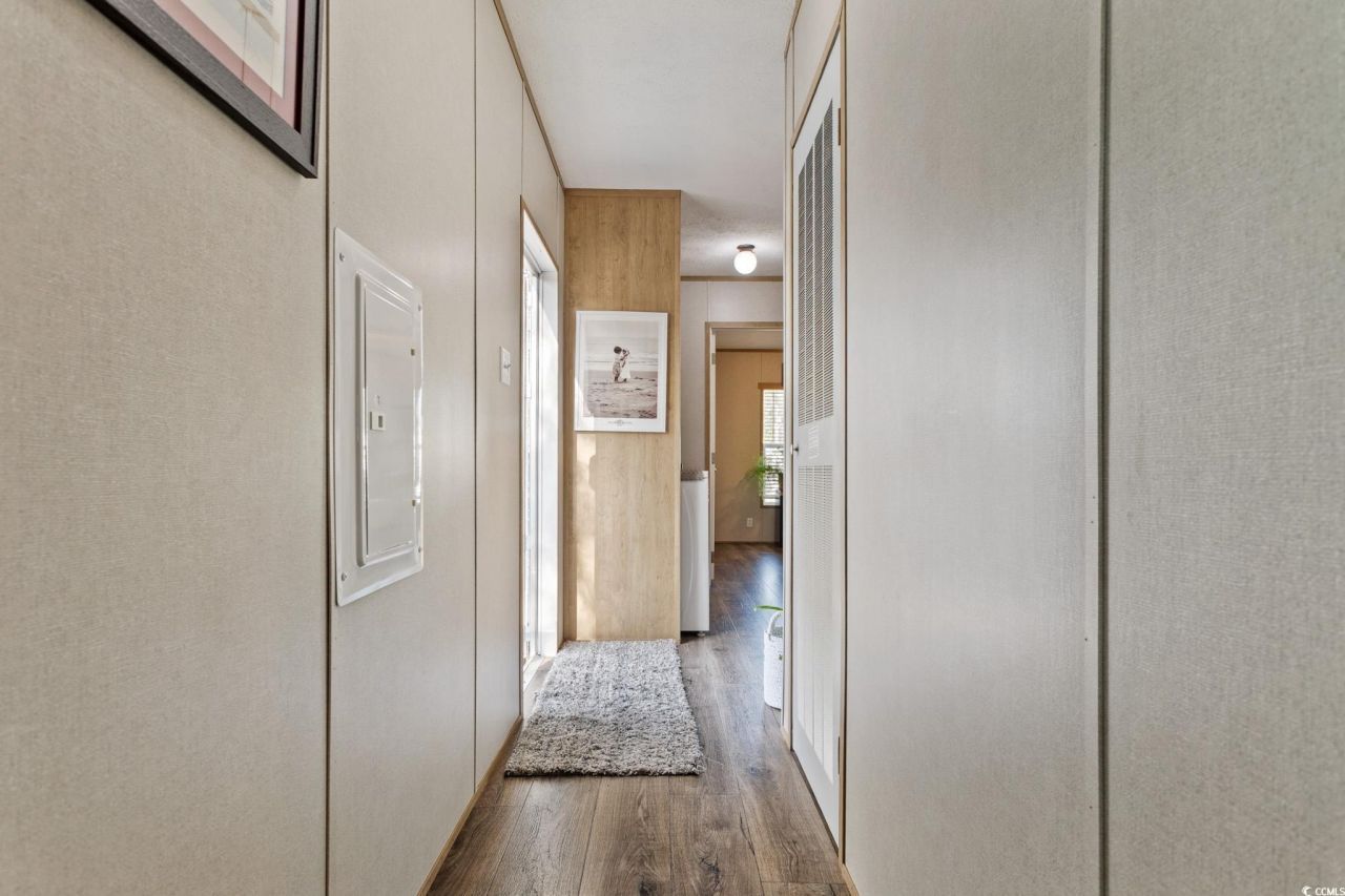 4504 Mallard St. Photo 11