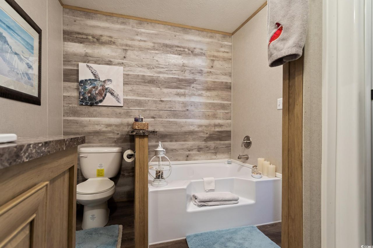 4504 Mallard St. Photo 17