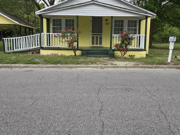 607 Washington Street, Laurinburg, NC 28352