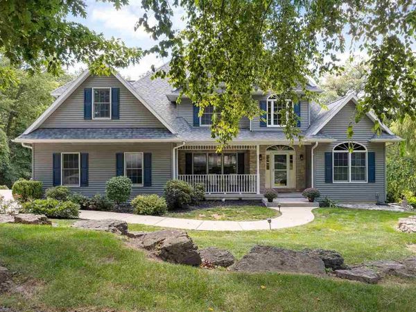 1000 133rd Drive, Amana, IA 52203