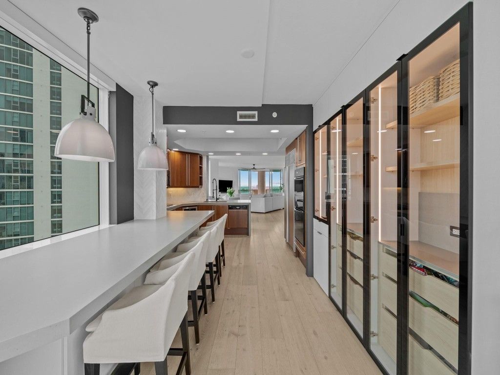 411 N New River Dr, Unit 2401, Fort Lauderdale, FL 33301 Photo