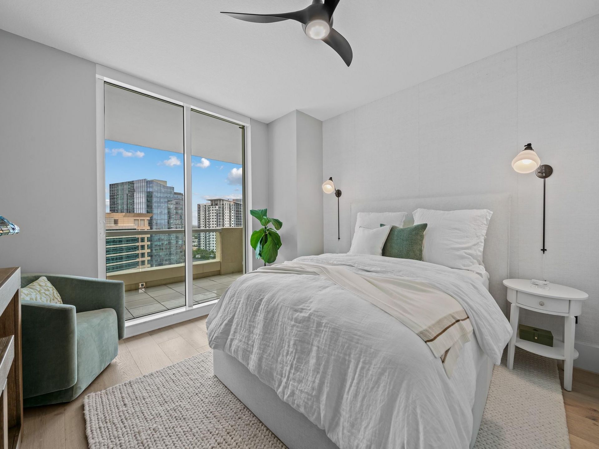 411 N New River Drive, Unit 2401, Fort Lauderdale, FL 33301 Photo