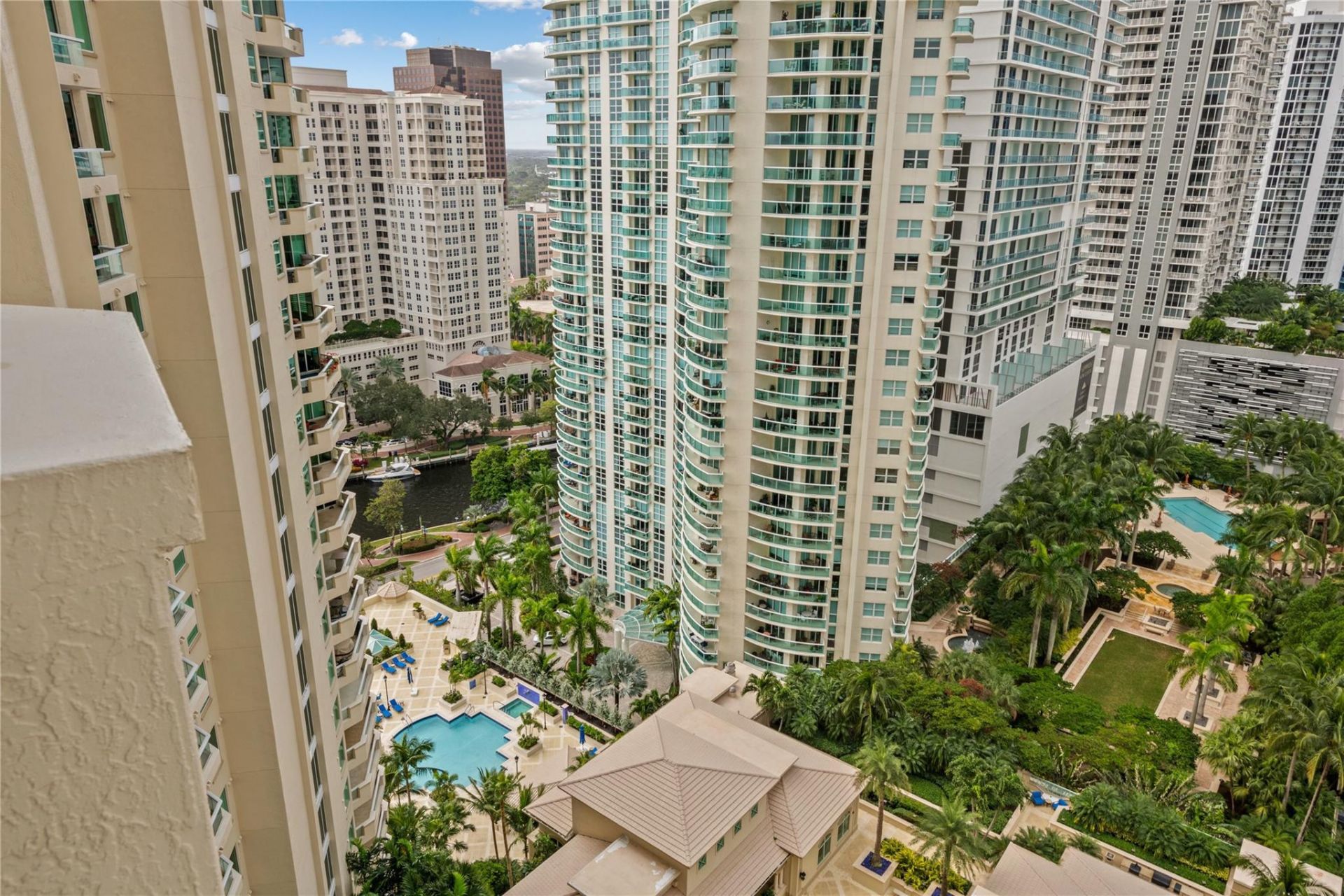 411 N New River Drive, Unit 2401, Fort Lauderdale, FL 33301 Photo