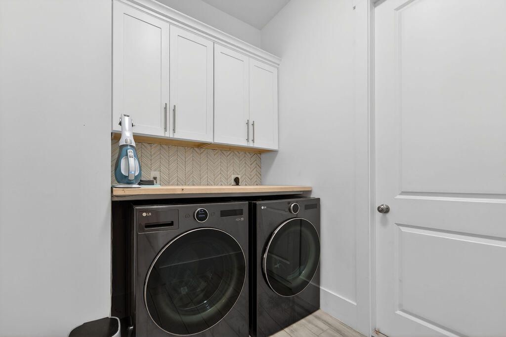 443 SE Dolphin Drive, Stuart, FL 34996 Photo