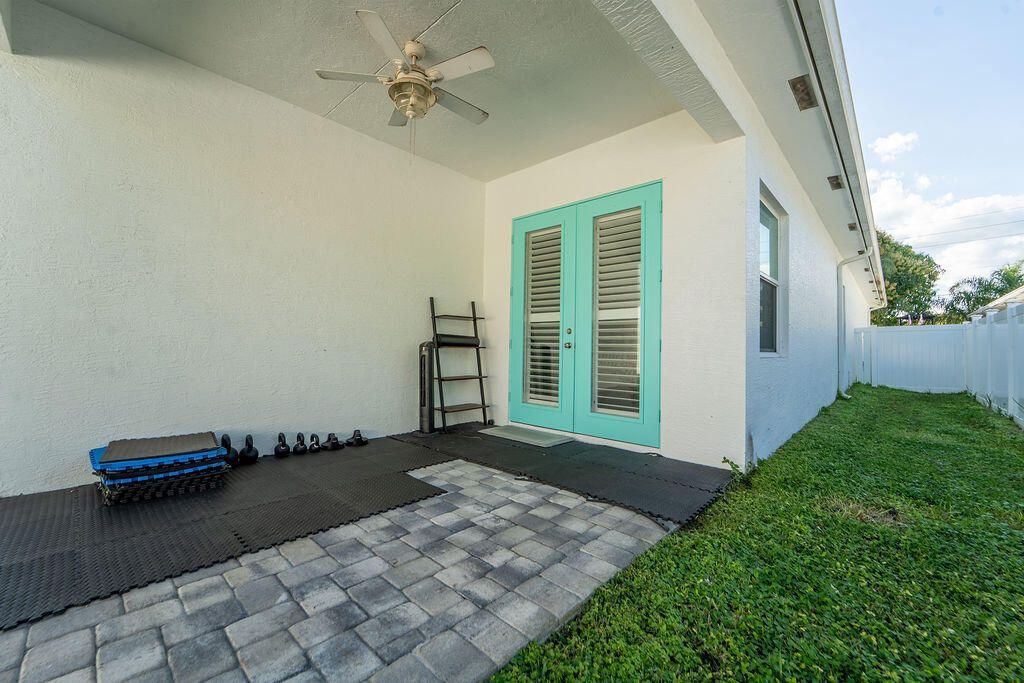 443 SE Dolphin Drive, Stuart, FL 34996 Photo