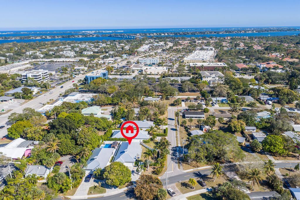 443 SE Dolphin Drive, Stuart, FL 34996 Photo