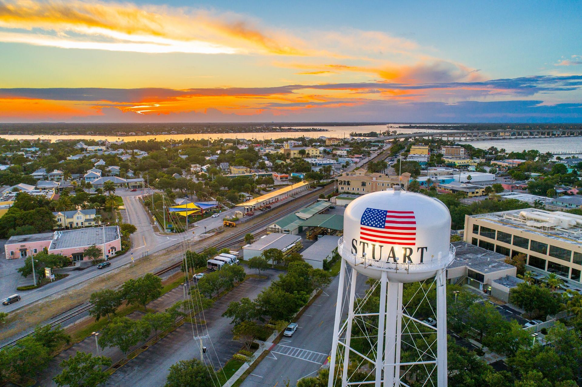 443 SE Dolphin Drive, Stuart, FL 34996 Photo