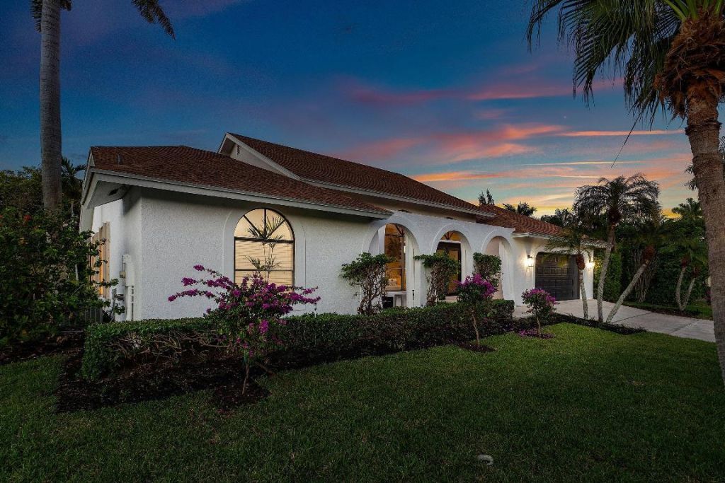 48 Harbour Drive N, Ocean Ridge, FL 33435 Photo