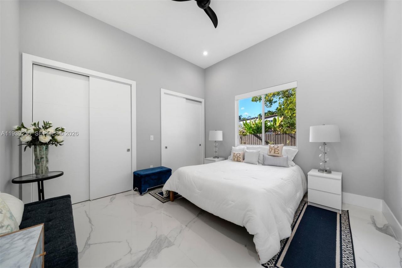 10250 SW 135th St, Miami, FL 33176 Photo