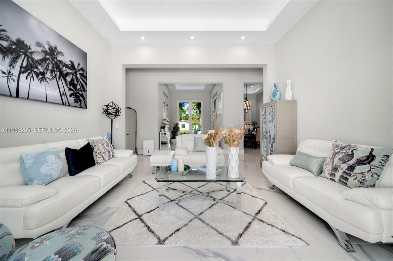 10250 SW 135th St, Miami, FL 33176 Photo