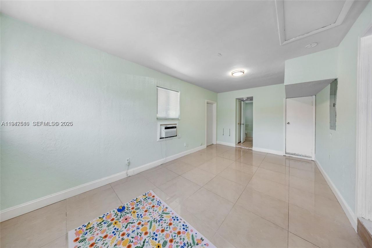 1320 NE 27th Ave, Pompano Beach, FL 33062 Photo