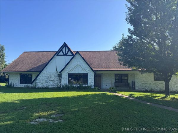 9858 N 38th Avenue W, Sperry, OK 74073