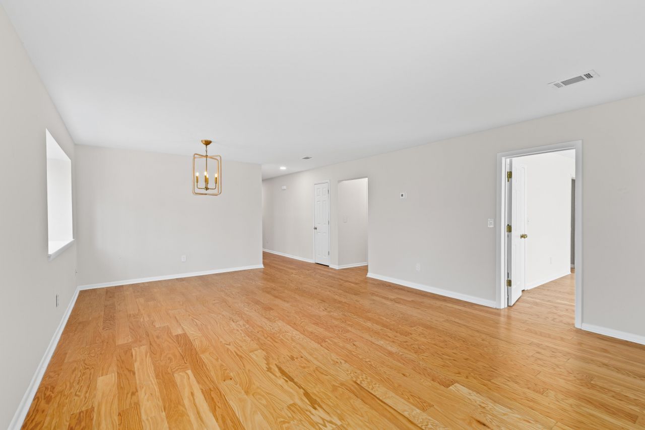 1141 Shadow Lake Circle Photo 8