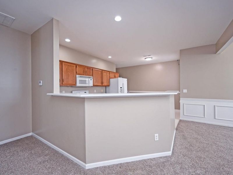 704 Traverse Creek Drive, Miami Twp, OH 45150 Photo 17