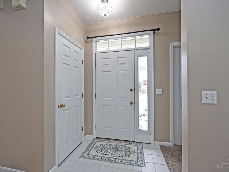 704 Traverse Creek Drive, Miami Twp, OH 45150 Photo 5