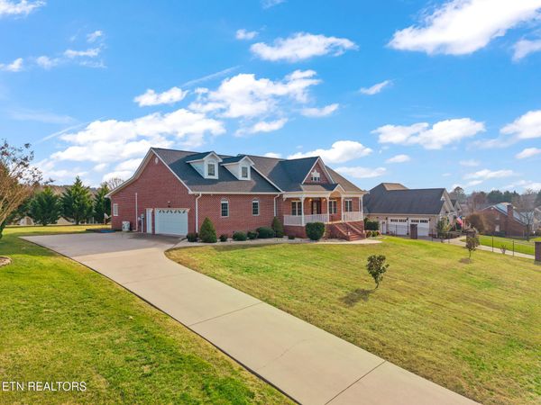 504 Lynnwood Drive, Athens, TN 37303