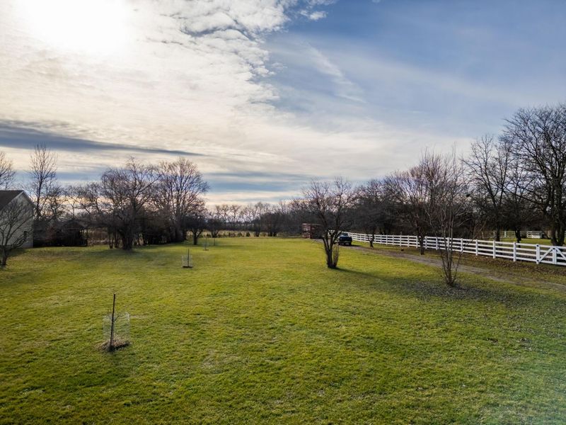 13745 US Highway 35 NW, Jeffersonville, OH 43128 Photo 11