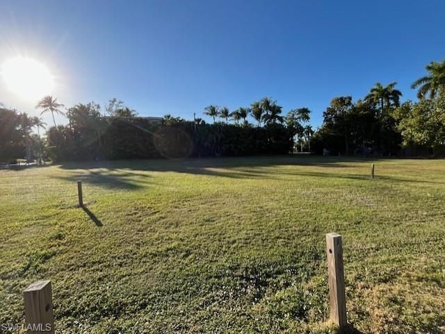 670 Park St, Naples, FL 34102 Photo