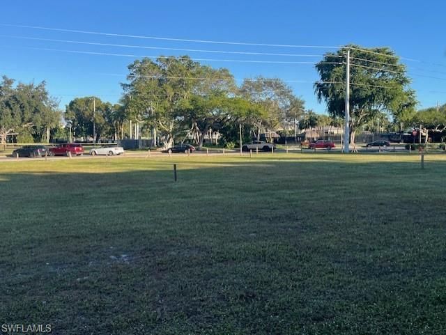 670 Park St, Naples, FL 34102 Photo