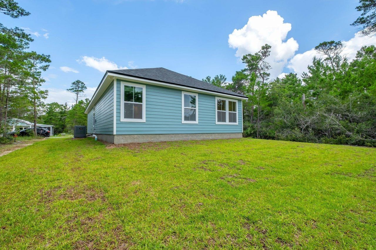 1695 Landing Street, Carrabelle, FL 32322 Photo