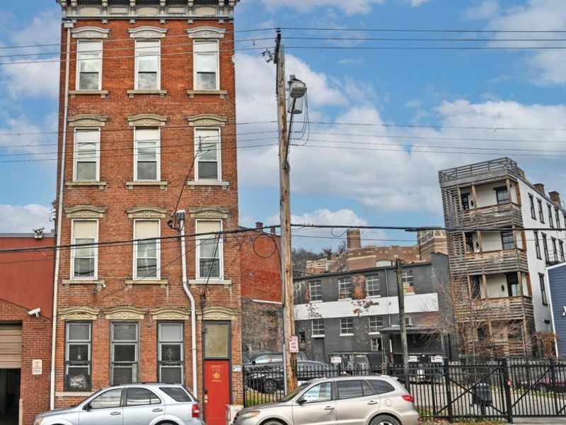 118 E Liberty Street, Cincinnati, OH 45202 Photo 2