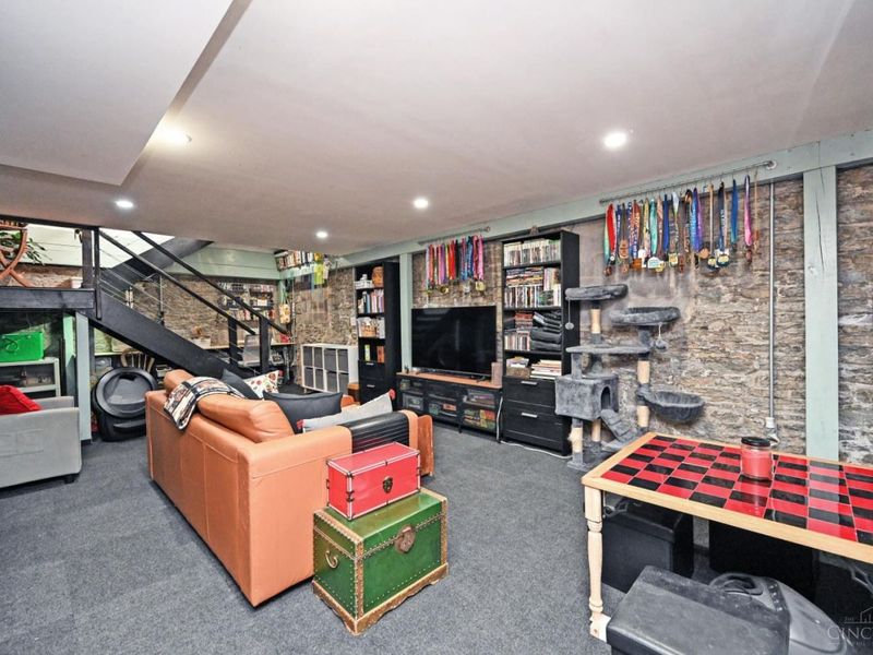 118 E Liberty Street, Cincinnati, OH 45202 Photo 26