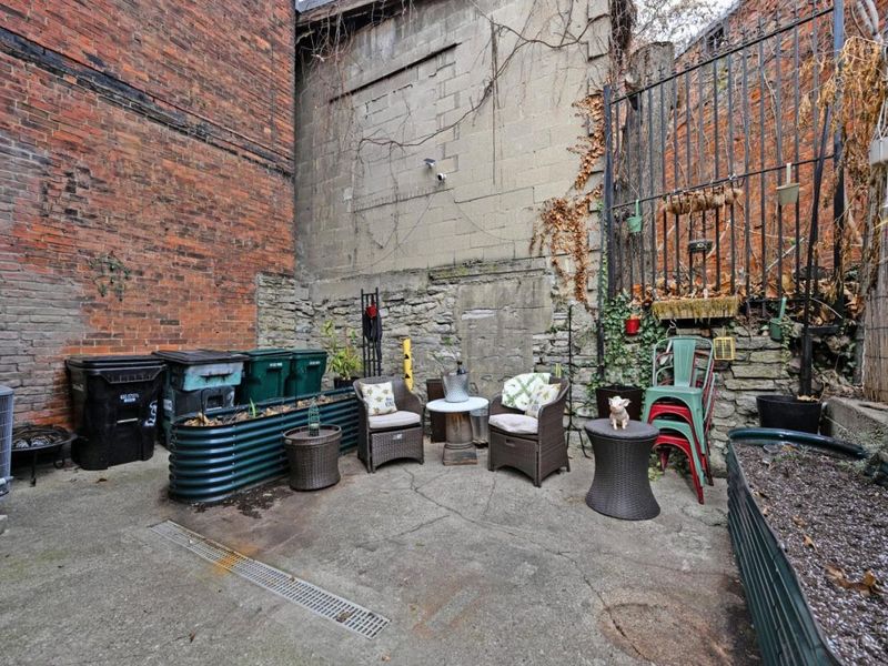 118 E Liberty Street, Cincinnati, OH 45202 Photo 28