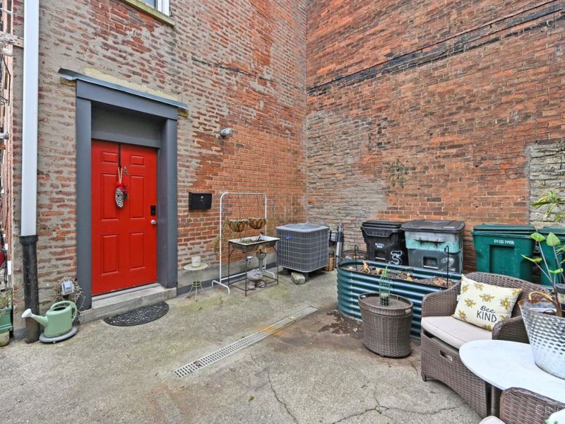 118 E Liberty Street, Cincinnati, OH 45202 Photo 6