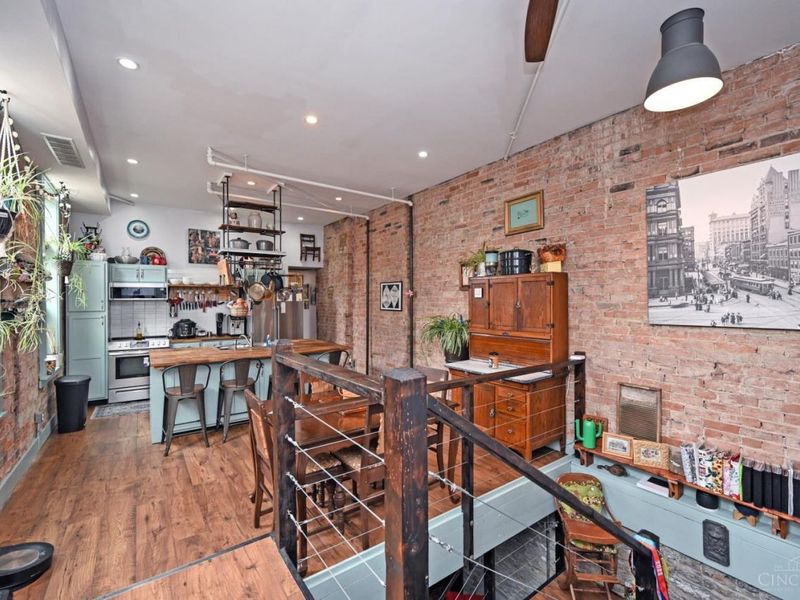 118 E Liberty Street, Cincinnati, OH 45202 Photo 8