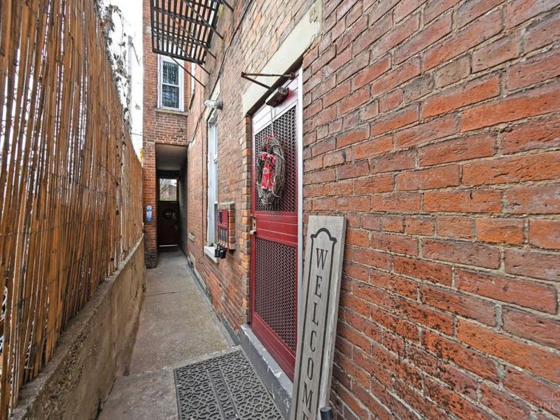 118 E Liberty Street, Cincinnati, OH 45202 Photo 94