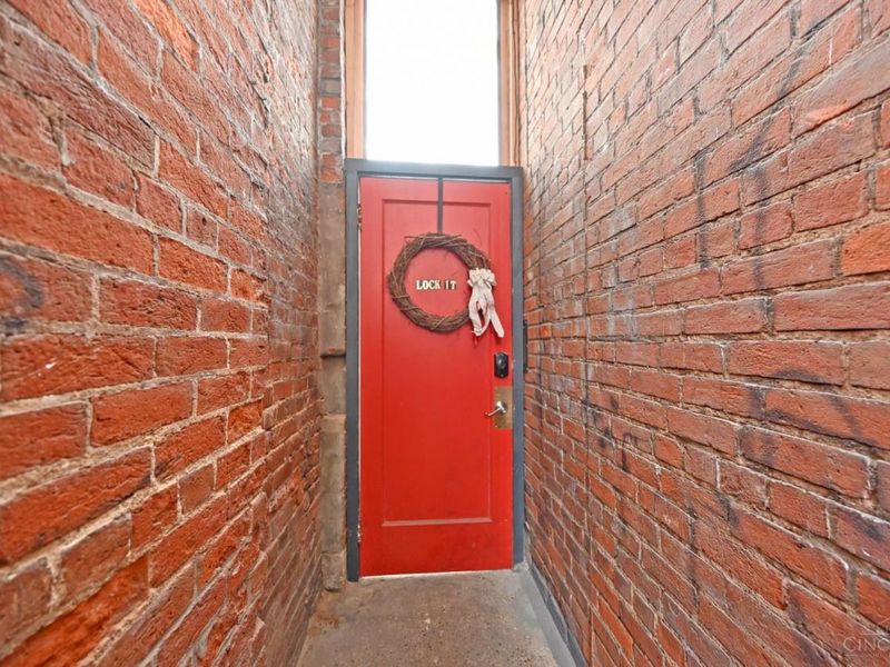 118 E Liberty Street, Cincinnati, OH 45202 Photo 95