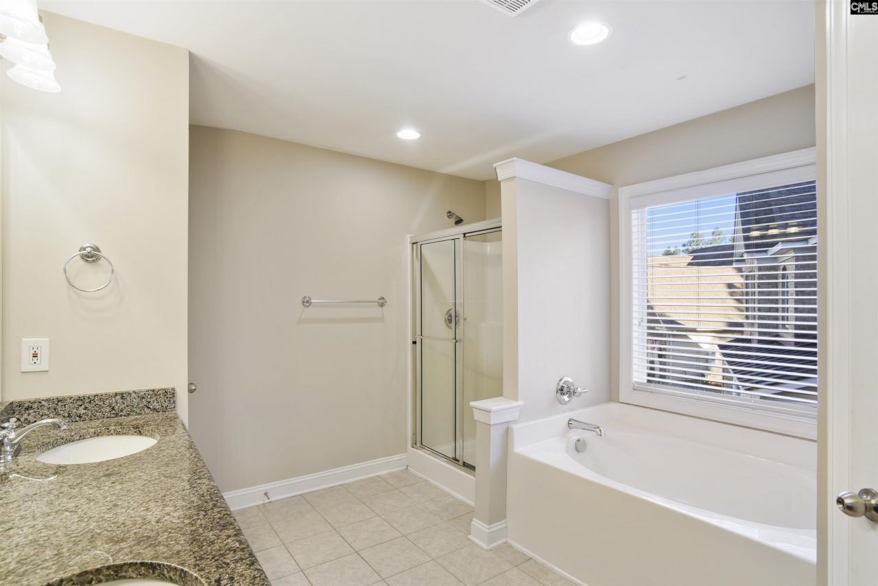 170 Montauk Drive Photo 15