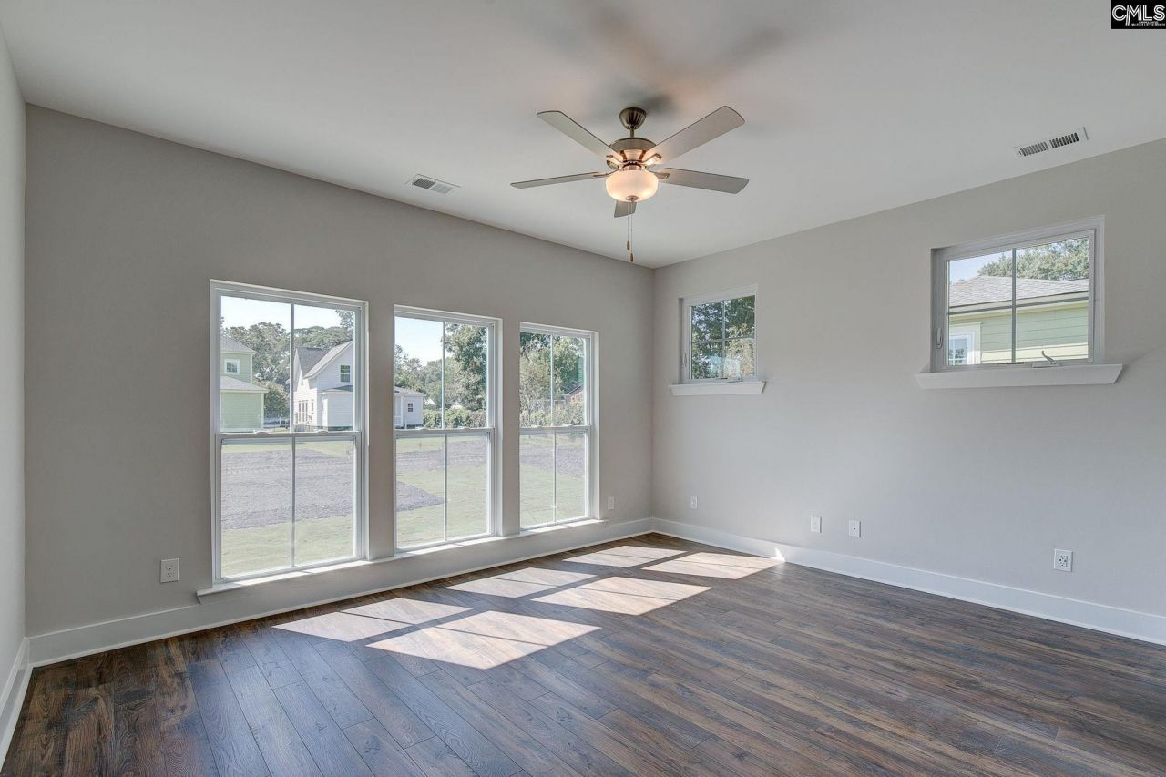 754 Poplar Street Photo 15