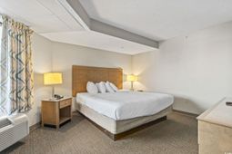 1501 Ocean Blvd. S photo 4