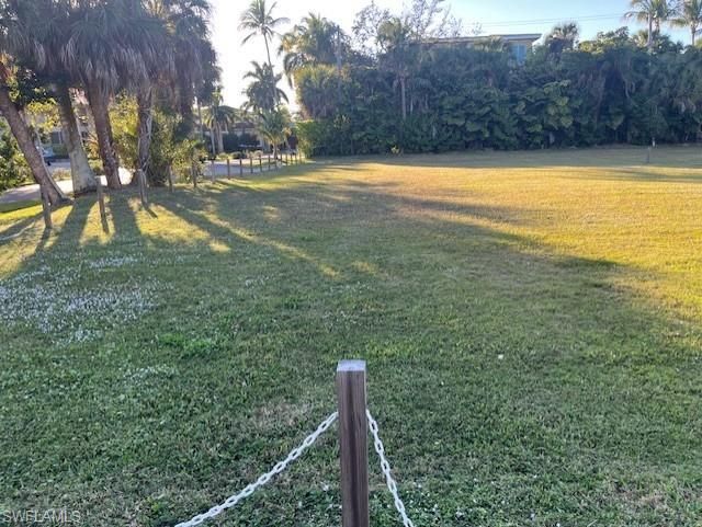 680 Park St, Naples, FL 34102 Photo