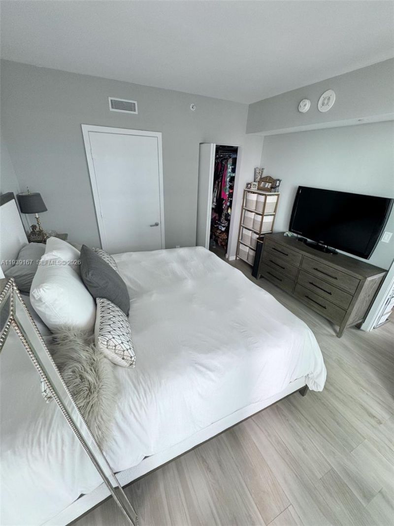 1300 S Miami Ave, Unit 2808, Miami, FL 33130 Photo