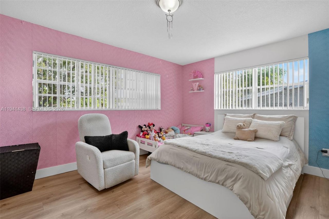 8500 SW 16th St, Miami, FL 33155 Photo