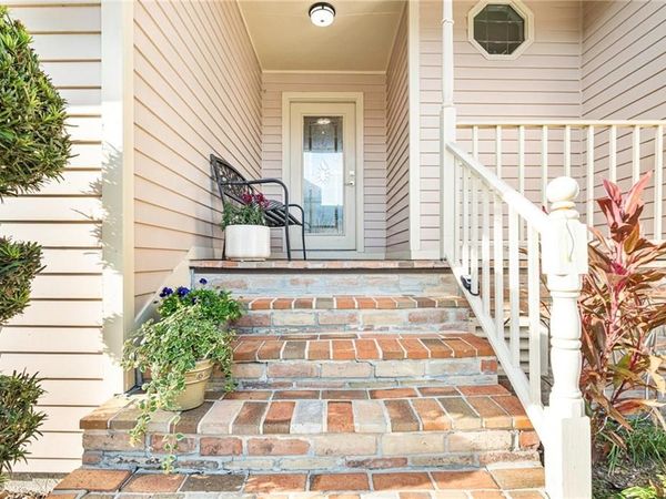 1902 AUDUBON Trace, Unit 1902, Jefferson, LA 70121