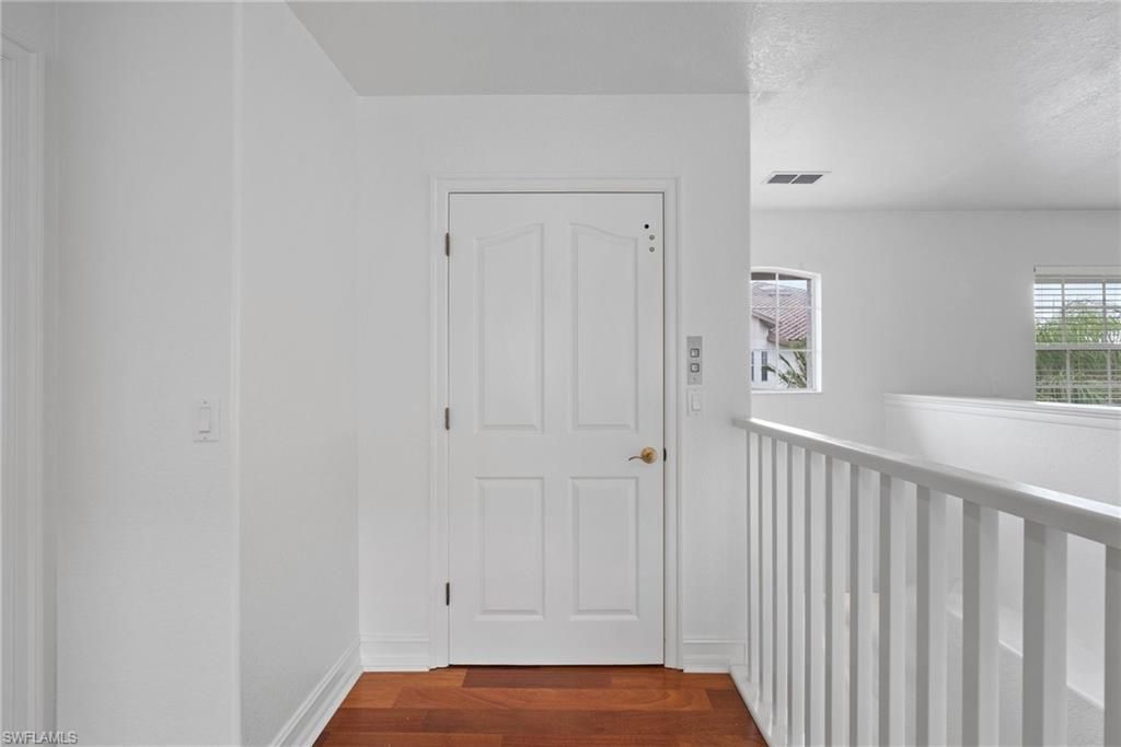 8196 Saratoga Dr, Unit 503, Naples, FL 34113 Photo