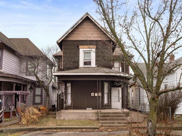 708 W Jackson Street, Muncie, IN 47305