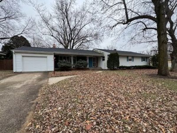 602 Glenwood Drive, Morrison, IL 61270