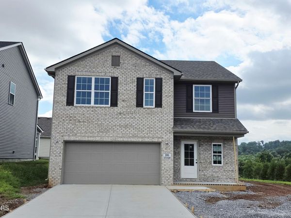 105 Clover Meadow Lane, Maryville, TN 37801