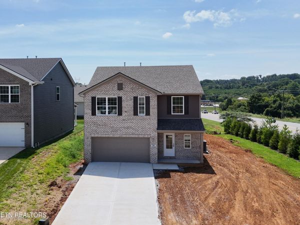 105 Clover Meadow Lane, Maryville, TN 37801