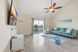 202 Double Eagle Dr. photo 4