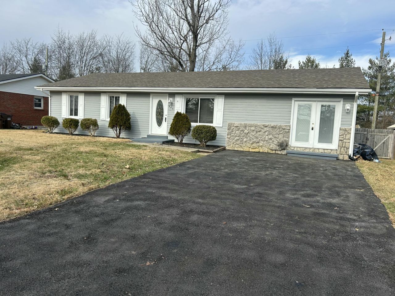 646 Laura Dr E Laura Drive, Winchester, KY 40391 Main Photo