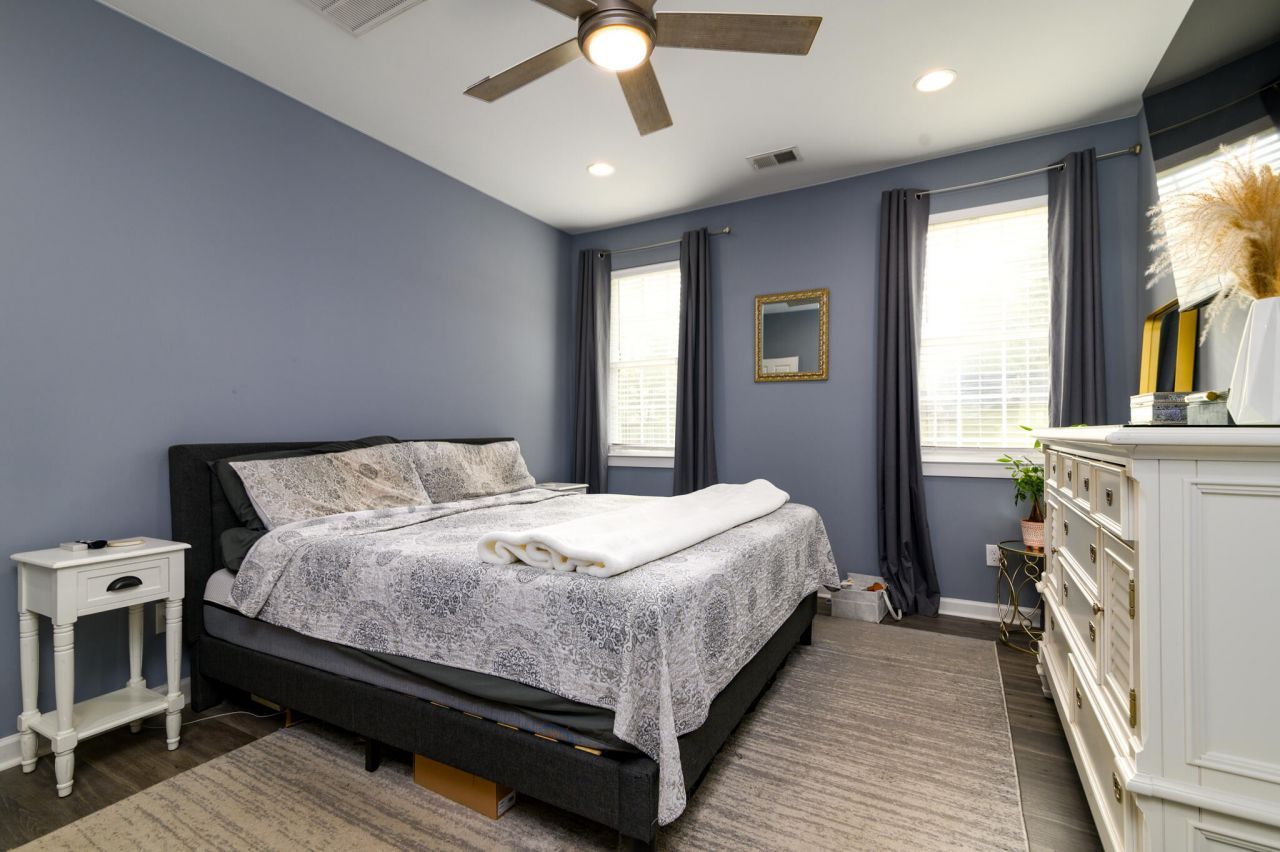 1050 Ben Road Photo 11