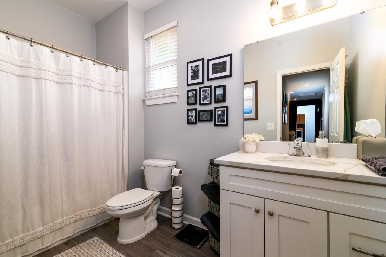 1050 Ben Road Photo 17