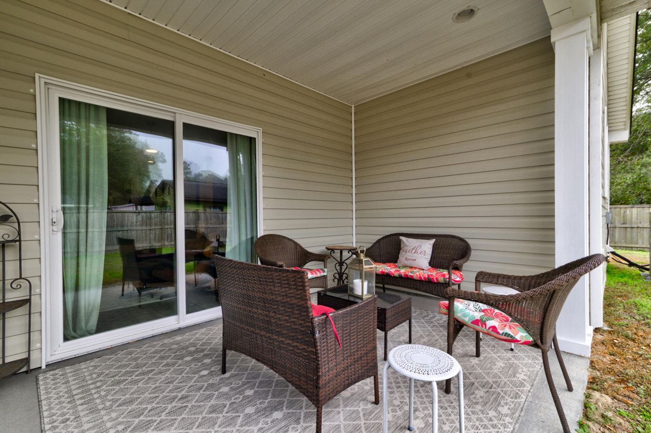 1050 Ben Road Photo 20