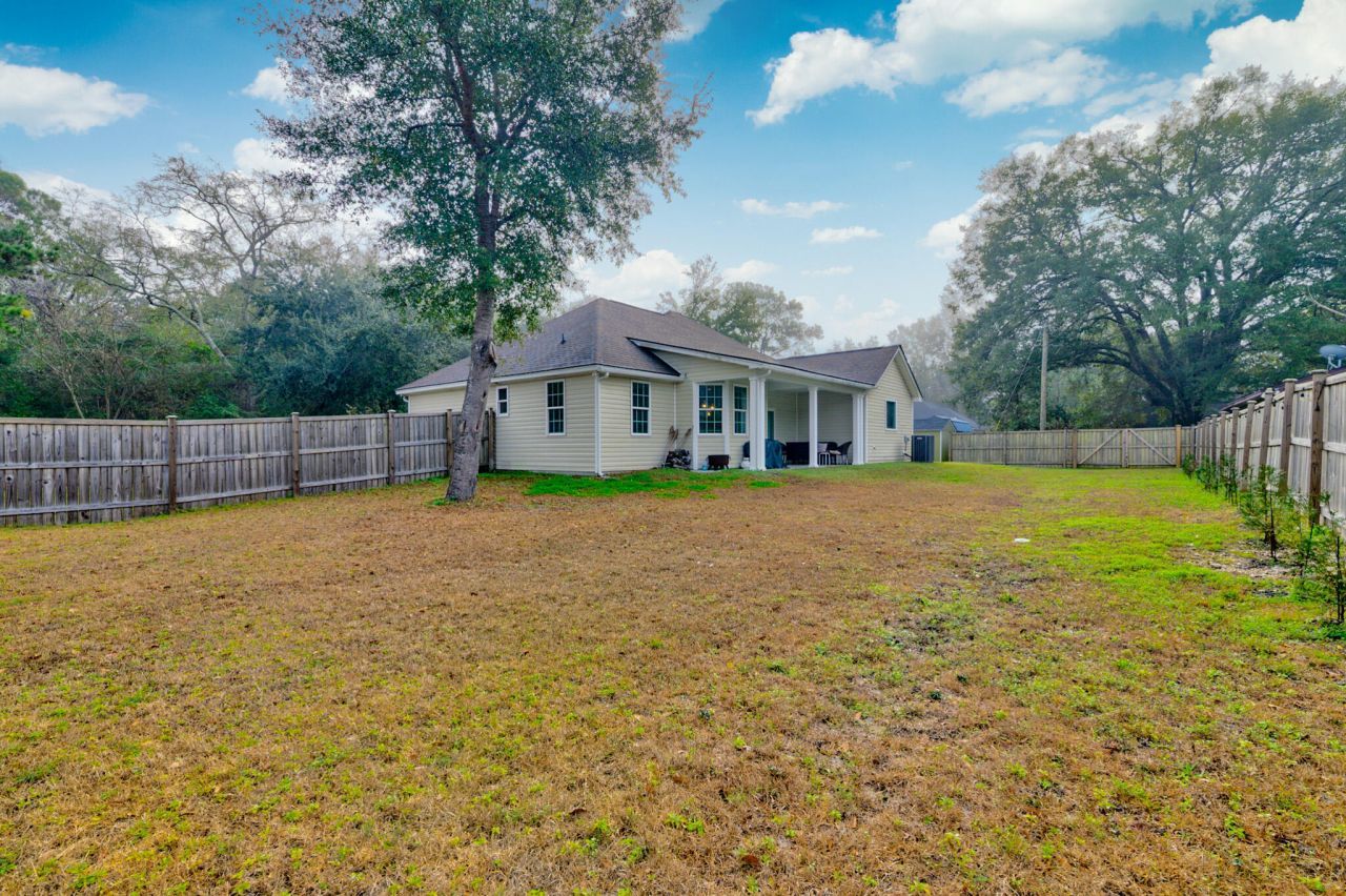 1050 Ben Road Photo 28