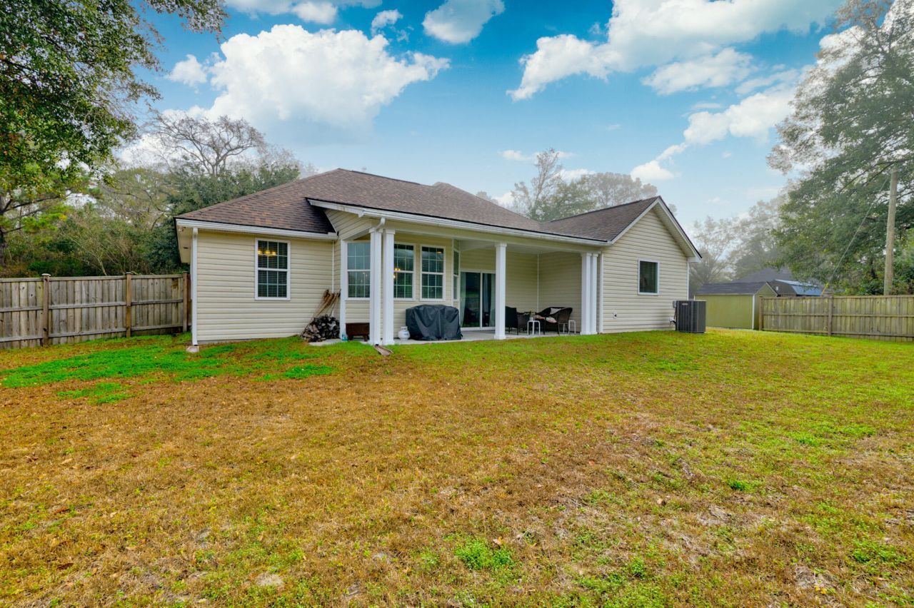 1050 Ben Road Photo 31